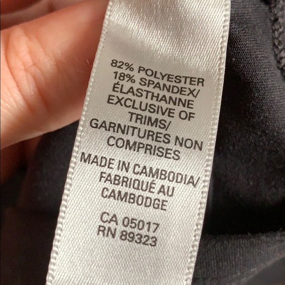 2/$35 Gap Workout Tops - Picture 6 of 7